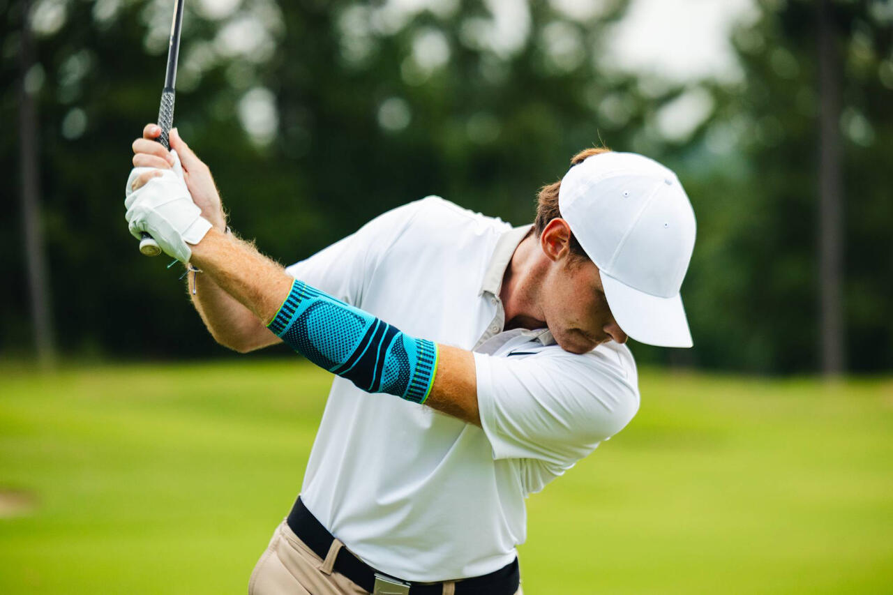 Golfalbue, eller medial epikondylitt, er en belastningsskade i albuen som gir smerter på innsiden av albueleddet.